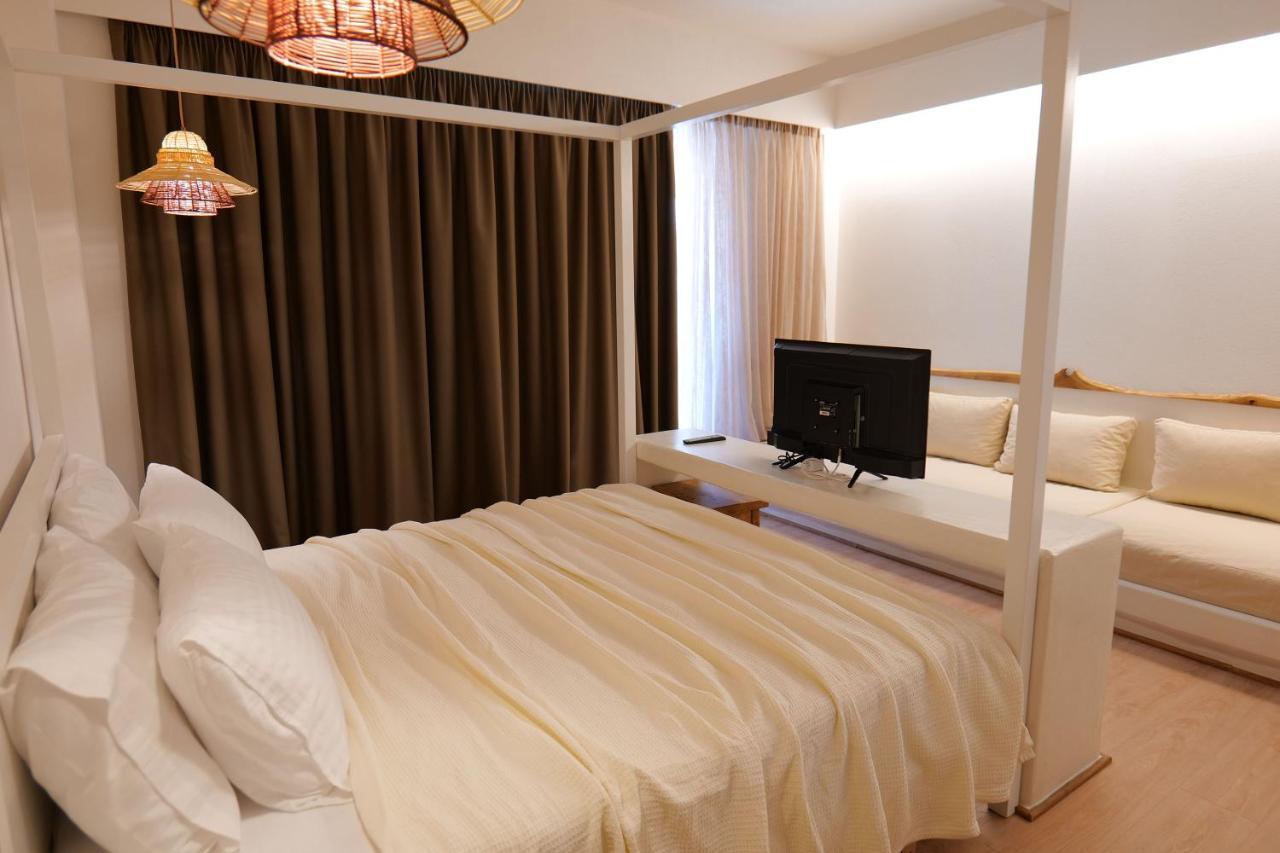 Alex & Sofi Hotel Himare Exterior foto